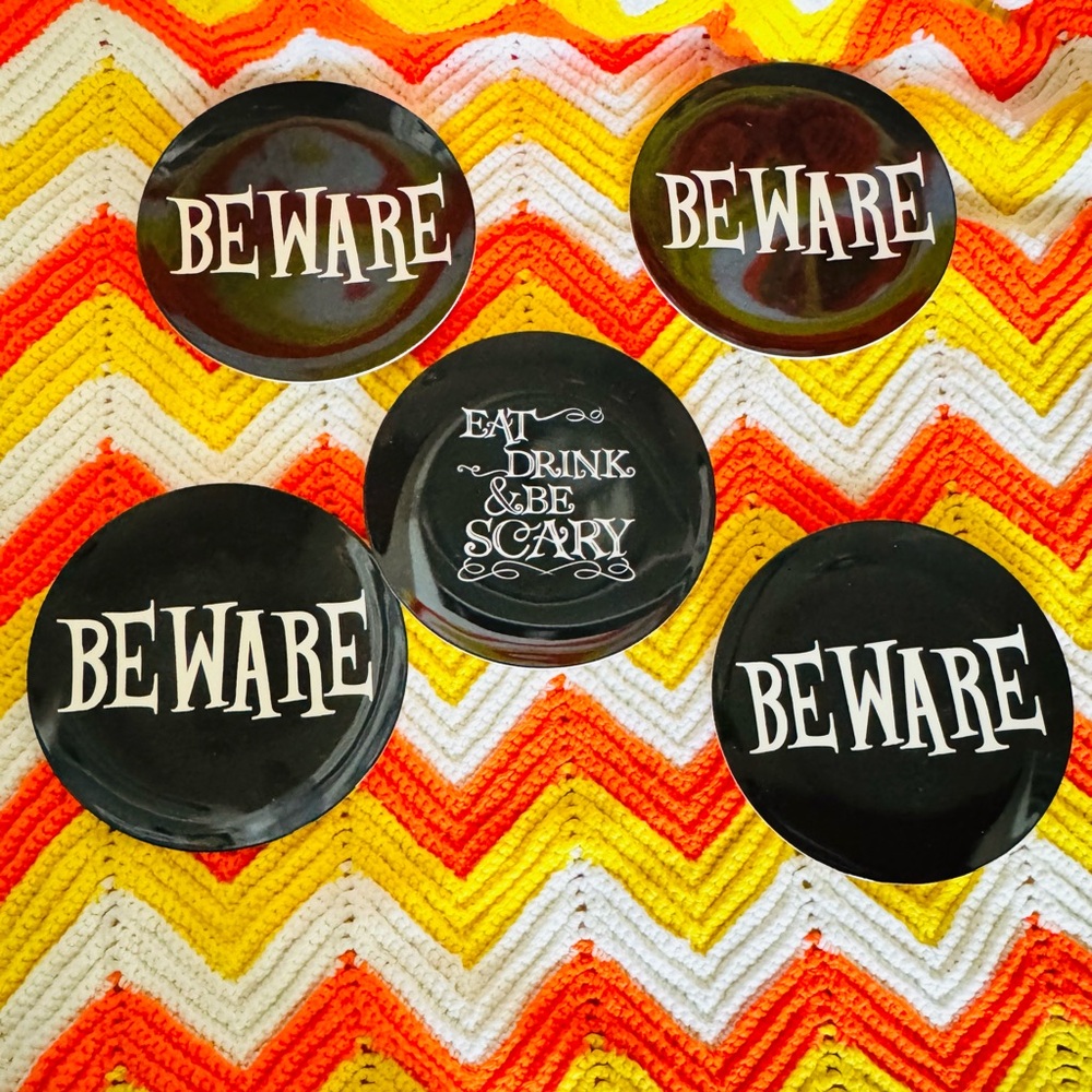 Holiday Home Halloween Theme Plates‎ Set of 5
